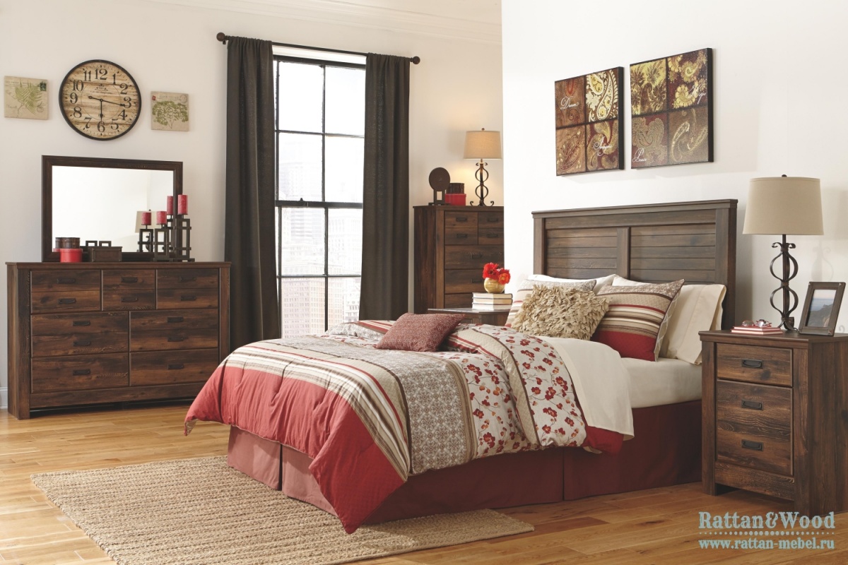 Спальня Винтаж со светло коричневой мебелью