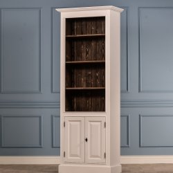 Узкий книжный шкаф с открытыми полками Odeline (Оделин)