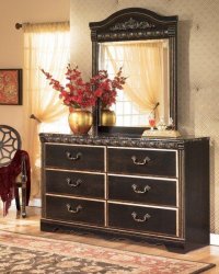 Комод с зеркалом Coal Creek, Ashley Furniture