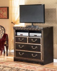 Комод под телевизор Coal Creek, Ashley Furniture
