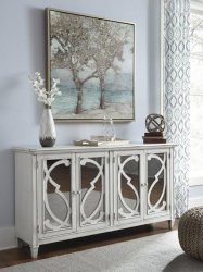 Комод Mirimyn, Ashley Furniture